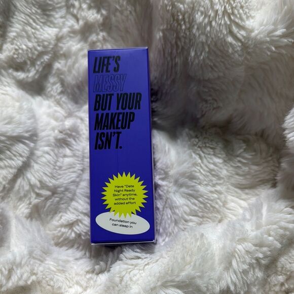 Date Night Skin Tint Serum - 360 medium neutral - Picture 4 of 5